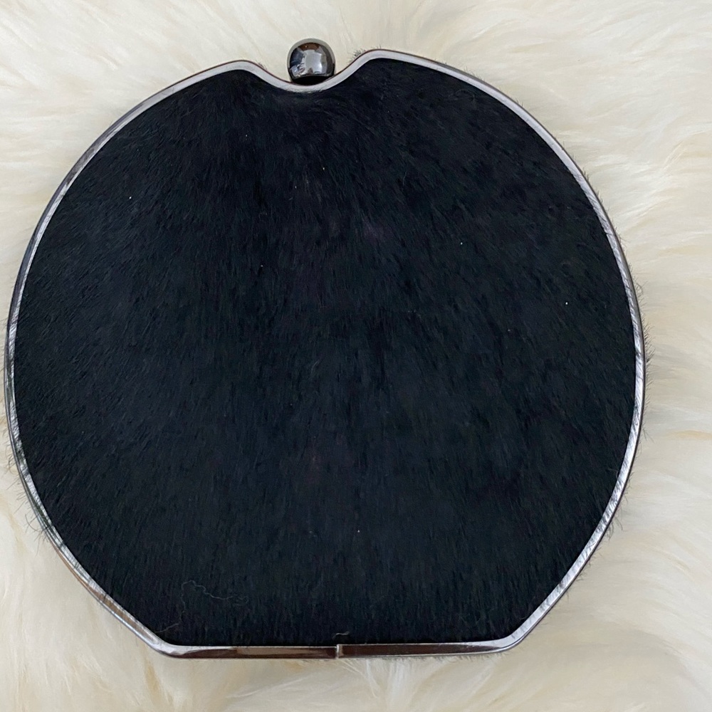 ZARA COW LEATHER CLUTCH✨